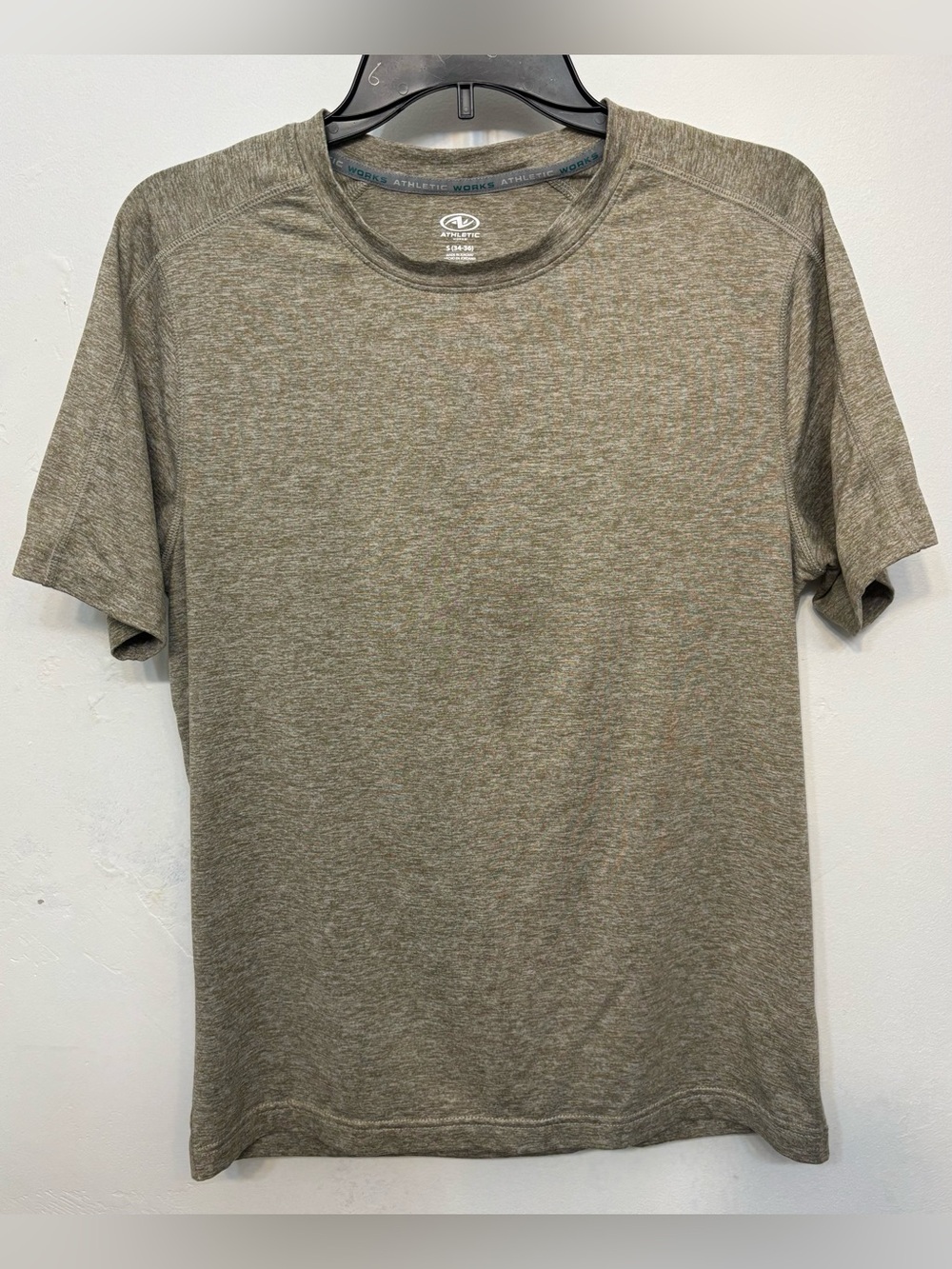 Athletic Works Tan DriWorks Short Sleeve Performance Tee Size Small 34-36 NWOT